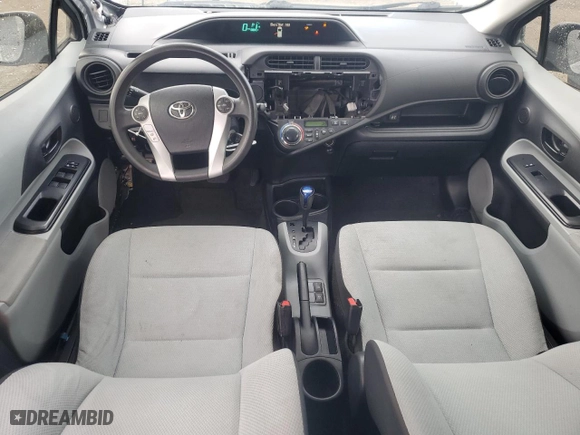 2013 Toyota Prius c One with VIN JTDKDTB33D1533353, listed as a Copart auction lot 47584785 with 126,427 mi miles and Salvage Title. Bid and sale history available at carsss.com. Image 8.