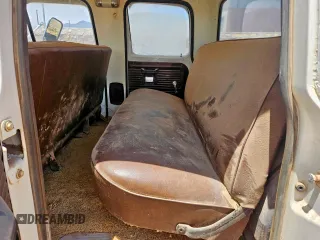 1970 Ford F-250 z VIN F25BKH91656, wystawiony jako Copart lot #65089665 z przebiegiem 22 297 mil mil oraz Czysty tytuł • Clean title. Historia ofert i sprzedaży dostępna na DreamBid. Obrazek 6.