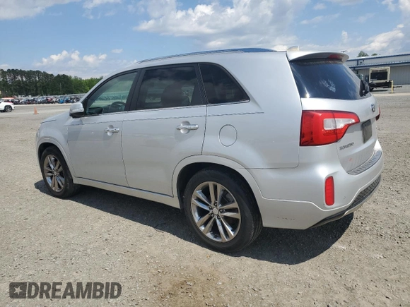 2015 Kia Sorento SX Limited with VIN 5XYKW4A73FG573276, listed as a Copart auction lot 55536625 with 174,610 mi miles and Clean Title. Bid and sale history available at carsss.com. Image 2.