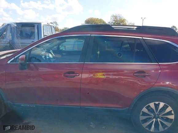 2015 Subaru Outback 2.5i Limited with VIN 4S4BSBNC3F3357645, listed as a IAAI auction lot 40726841 with 140,284 mi miles. Bid and sale history available at carsss.com. Image 14.