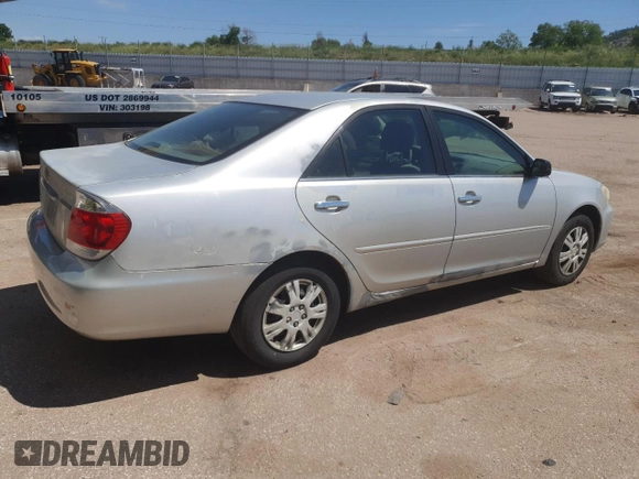 2006 Toyota Camry STD z VIN 4T1BE32K66U660454, wystawiony jako Copart lot #59991605 z przebiegiem 321 820 mil mil oraz Czysty tytuł • Clean title. Historia ofert i sprzedaży dostępna na DreamBid. Obrazek 3.