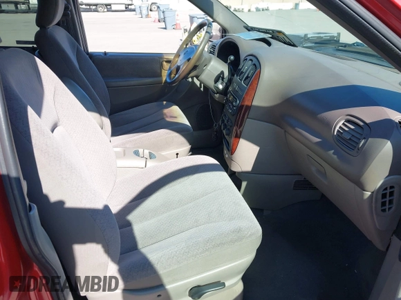 2001 Dodge Grand Caravan with VIN 2B4GT44L31R196487, listed as a IAAI auction lot 41762495 with 164,571 mi miles and . Bid and sale history available at DreamBid. Image 5.