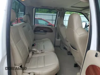 2006 Ford F-250 XL z VIN 1FTSW21P66EA21784, wystawiony jako Copart lot #59556905 z przebiegiem 162 561 mil mil oraz Szkoda całkowita • Salvage title. Historia ofert i sprzedaży dostępna na DreamBid. Obrazek 10.