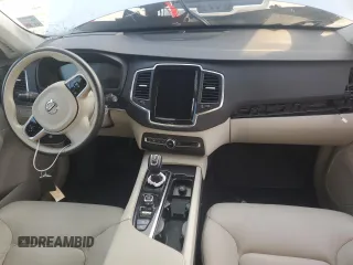 2020 Volvo XC90 Momentum with VIN YV4102PK2L1533048, listed as a Copart auction lot 46004295 with 0 mi miles and Salvage Title. Bid and sale history available at carsss.com. Image 8.