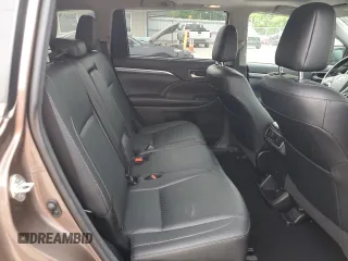 2018 Toyota Highlander Limited with VIN 5TDDZRFH9JS906459, listed as a Copart auction lot 60780655 with 32,068 mi miles and Salvage title. Bid and sale history available at DreamBid. Image 11.