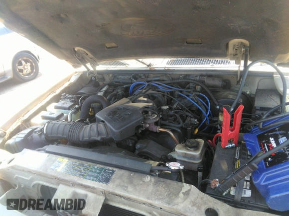 2004 Ford Explorer Sport Trac XLS с VIN 1FMZU77K14UB03658, выставлен на аукционе IAAI как лот 42423244 с пробегом Не указан миль и . История ставок и продаж доступна на DreamBid. Изображение 6.