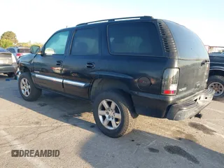 2005 GMC Yukon SLE with VIN 1GKEC13V15R105390, listed as a IAAI auction lot 42076410 with 237,160 mi miles. Bid and sale history available at carsss.com. Image 3.