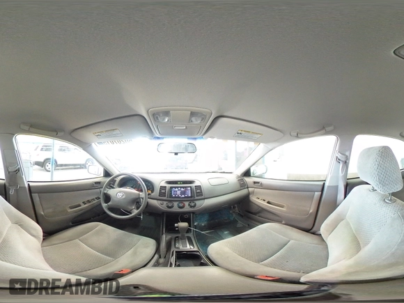 2004 Toyota Camry LE z VIN 4T1BE32K44U824314, wystawiony jako Copart lot #60207015 z przebiegiem 130 066 mil mil oraz Szkoda całkowita • Salvage title. Historia ofert i sprzedaży dostępna na DreamBid. Obrazek 13.