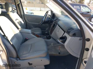 2001 Mercedes-Benz M-Class with VIN 4JGAB54E51A274528, listed as a IAAI auction lot 41290721 with 174,472 mi miles. Bid and sale history available at carsss.com. Image 5.