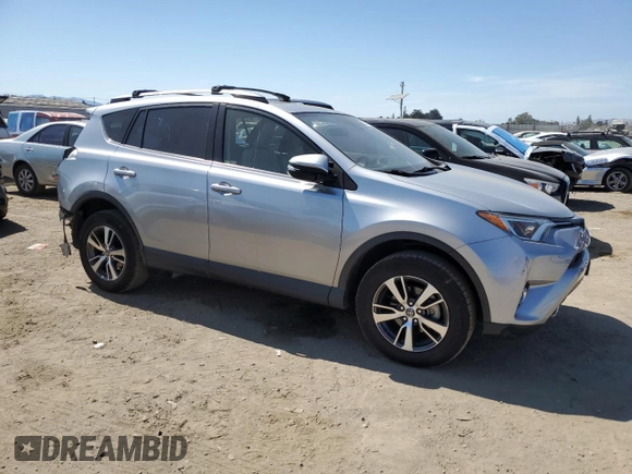 2018 Toyota RAV4 XLE с VIN JTMWFREV5JJ161845, выставлен на аукционе Copart как лот 60572965 с пробегом 85 045 миль миль и Списание • Salvage title. История ставок и продаж доступна на DreamBid. Изображение 4.