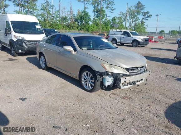 2010 Lexus ES 350 with VIN JTHBK1EG1A2372935, listed as a IAAI auction lot 41999041 with 176,127 mi miles. Bid and sale history available at carsss.com. Image 1.