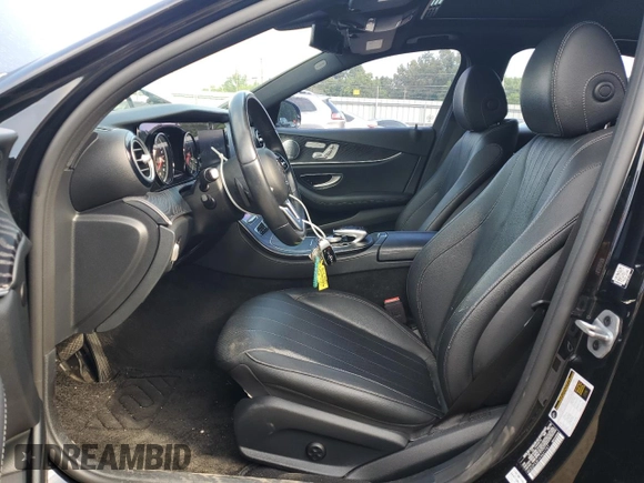2019 Mercedes-Benz E 300 с VIN WDDZF4JB1KA621747, выставлен на аукционе Copart как лот 59217015 с пробегом 76 926 миль миль и Списание • Salvage title. История ставок и продаж доступна на DreamBid. Изображение 7.