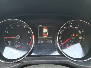 2019 Volkswagen Passat Wolfsburg Edition z VIN 1VWLA7A34KC012047, wystawiony jako Copart lot #53572365 z przebiegiem 84 103 mil mil oraz Szkoda całkowita • Salvage title. Historia ofert i sprzedaży dostępna na DreamBid. Obrazek 9.