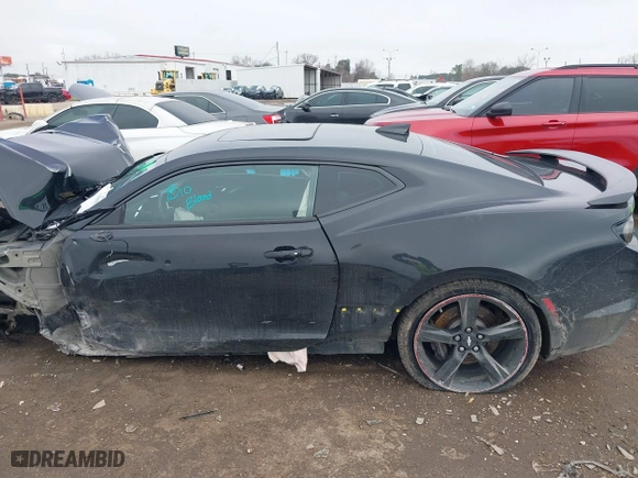 2019 Chevrolet Camaro 1SS with VIN 1G1FF1R70K0159224, listed as a IAAI auction lot 41650633 with 1 mi miles. Bid and sale history available at carsss.com. Image 14.