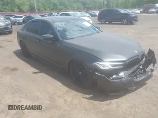 2023 BMW 5 Series M550i xDrive z VIN WBA13BK02PCN47443, wystawiony jako IAAI lot #42290388 z przebiegiem Nie podano mil oraz . Historia ofert i sprzedaży dostępna na DreamBid. Obrazek 1.