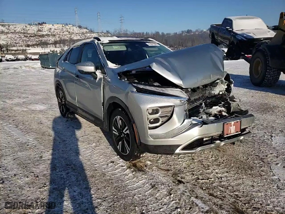 2023 Mitsubishi Eclipse Cross SE with VIN JA4ATWAA1PZ003429, listed as a Copart auction lot 41881385 with 29,439 mi miles and Salvage Title. Bid and sale history available at carsss.com. Image 11.
