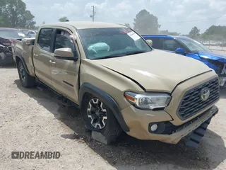 2020 Toyota Tacoma SR5 с VIN 5TFDZ5BN9LX053384, выставлен на аукционе IAAI как лот 42648470 с пробегом 48 229 миль миль и . История ставок и продаж доступна на DreamBid. Изображение 1.