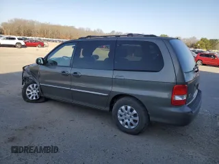 2005 Kia Sedona LX with VIN KNDUP132256734210, listed as a Copart auction lot 48902665 with 63,231 mi miles and Salvage Title. Bid and sale history available at carsss.com. Image 2.