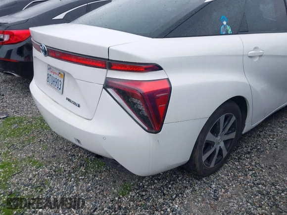 2016 Toyota Mirai with VIN JTDBVRBD0GA000440, listed as a IAAI auction lot 41247558 with 49,981 mi miles and . Bid and sale history available at DreamBid. Image 4.