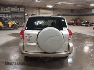 2008 Toyota RAV4 with VIN JTMZD33V286070452, listed as a IAAI auction lot 41793963 with 125,900 mi miles. Bid and sale history available at carsss.com. Image 16.
