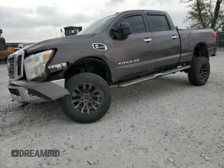2017 Nissan Titan Platinum Reserve z VIN 1N6BA1F48HN513661, wystawiony jako Copart lot #53576075 z przebiegiem 93 430 mil mil oraz Szkoda całkowita • Salvage title. Historia ofert i sprzedaży dostępna na DreamBid. Obrazek 1.