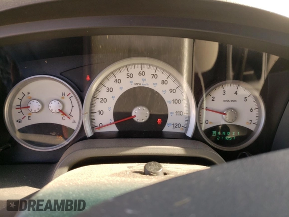 2006 Dodge Dakota SLT with VIN 1D7HW48K76S632981, listed as a Copart auction lot 43036995 with 211,057 mi miles and Clean Title. Bid and sale history available at carsss.com. Image 9.