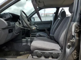 1990 Toyota Camry z VIN JT2VV21E2L0114723, wystawiony jako Copart lot #53584755 z przebiegiem 58 986 mil mil oraz Czysty tytuł • Clean title. Historia ofert i sprzedaży dostępna na DreamBid. Obrazek 7.