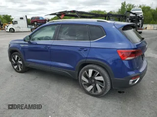 2024 Volkswagen Taos SEL z VIN 3VV4X7B29RM118211, wystawiony jako Copart lot #57760325 z przebiegiem 11 298 mil mil oraz Szkody całkowita. Historia ofert i sprzedaży dostępna na DreamBid. Obrazek 2.
