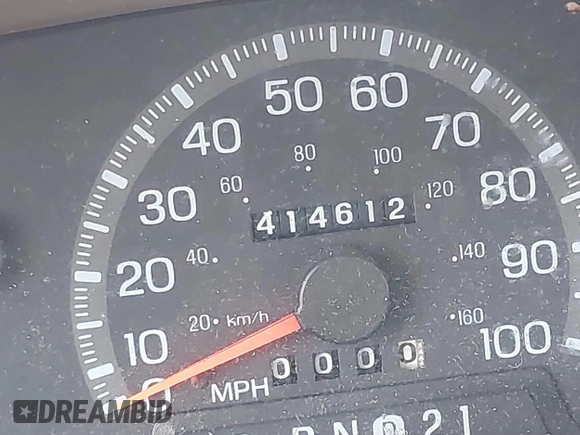 1997 Ford Expedition XLT with VIN 1FMEU17L1VLB73530, listed as a IAAI auction lot 40946365 with 414,612 mi miles and . Bid and sale history available at DreamBid. Image 14.