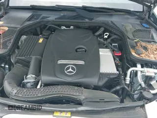 2015 Mercedes-Benz C 300 Luxury z VIN 55SWF4KB8FU023937, wystawiony jako IAAI lot #42885787 z przebiegiem 158 384 mil mil oraz . Historia ofert i sprzedaży dostępna na DreamBid. Obrazek 19.