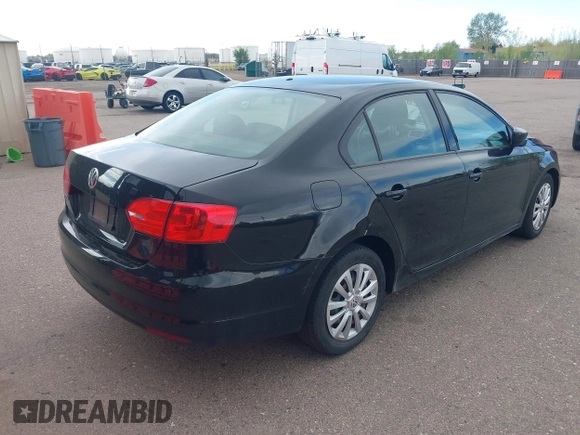 2012 Volkswagen Jetta S с VIN 3VW1K7AJ9CM326666, выставлен на аукционе IAAI как лот 42140143 с пробегом 138 919 миль миль и . История ставок и продаж доступна на DreamBid. Изображение 4.