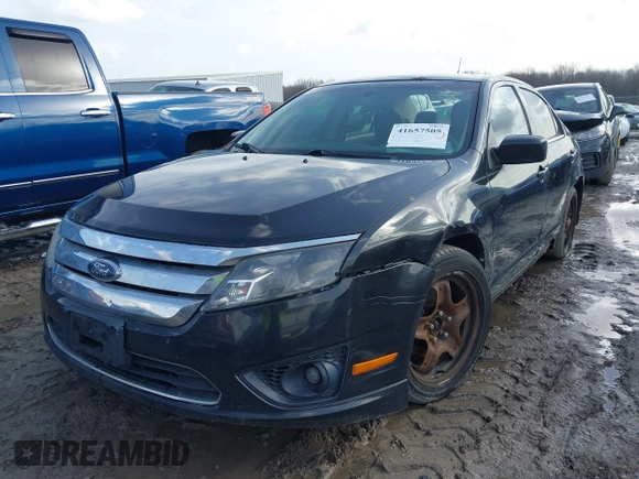 2010 Ford Fusion SE with VIN 3FAHP0HA4AR138322, listed as a IAAI auction lot 41657505 with 173,609 mi miles. Bid and sale history available at carsss.com. Image 17.