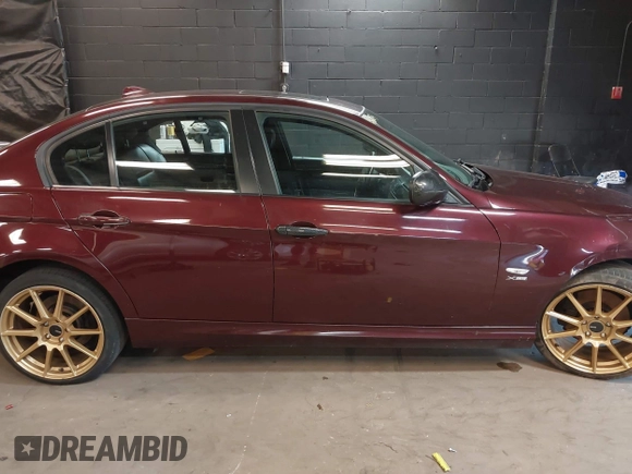 2009 BMW 3 Series 328i xDrive with VIN WBAPK73569A452922, listed as a IAAI auction lot 42517745 with 197,794 mi miles and . Bid and sale history available at DreamBid. Image 14.