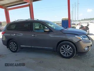 2013 Nissan Pathfinder SL with VIN 5N1AR2MM8DC632098, listed as a IAAI auction lot 41974948 with 145,741 mi miles and . Bid and sale history available at DreamBid. Image 14.