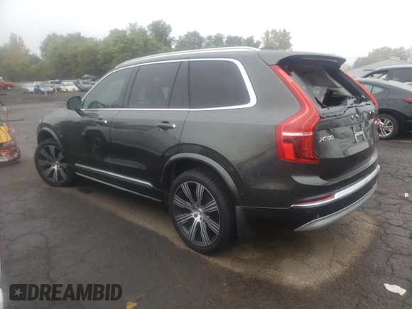 2022 Volvo XC90 Inscription with VIN YV4A221L3N1777824, listed as a Copart auction lot 72536074 with 27,096 mi miles and Salvage title. Bid and sale history available at DreamBid. Image 2.