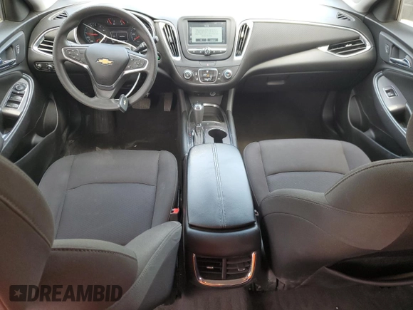 2018 Chevrolet Malibu LT z VIN 1G1ZD5ST8JF164569, wystawiony jako Copart lot #52809255 z przebiegiem 143 521 mil mil oraz Czysty tytuł • Clean title. Historia ofert i sprzedaży dostępna na DreamBid. Obrazek 8.