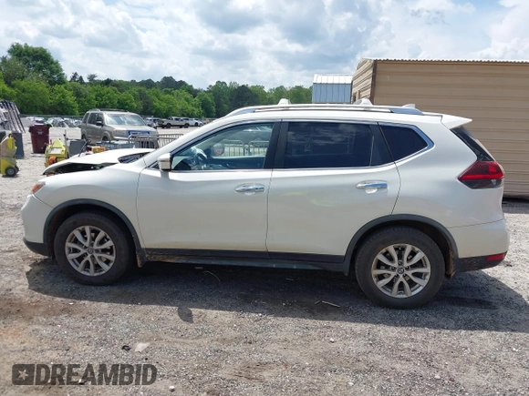 2020 Nissan Rogue S z VIN JN8AT2MT1LW005743, wystawiony jako IAAI lot #42108676 z przebiegiem 72 672 mil mil oraz . Historia ofert i sprzedaży dostępna na DreamBid. Obrazek 14.