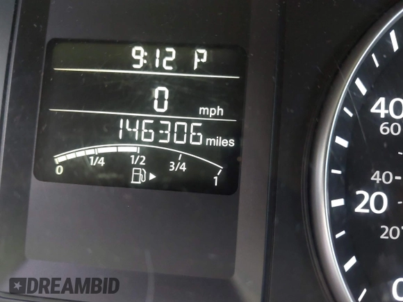 2014 Volkswagen Jetta TDI w/Premium/Nav z VIN 3VWLL7AJ8EM266890, wystawiony jako IAAI lot #42473906 z przebiegiem 146 306 mil mil oraz . Historia ofert i sprzedaży dostępna na DreamBid. Obrazek 12.
