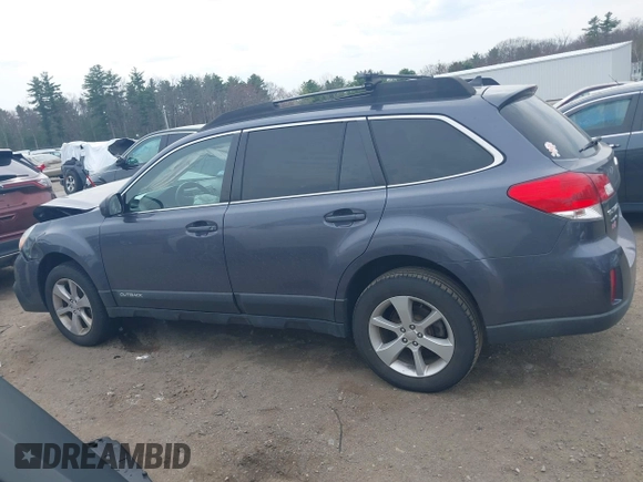 2014 Subaru Outback 2.5i Premium with VIN 4S4BRBDC4E3207670, listed as a IAAI auction lot 42124482 with 71,777 mi miles. Bid and sale history available at carsss.com. Image 15.