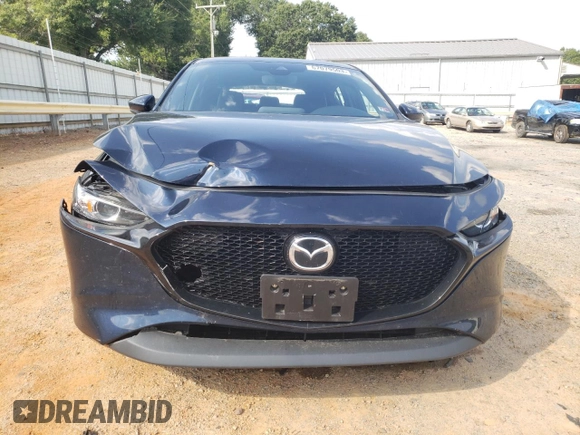 2021 Mazda Mazda3 Hatchback Preferred with VIN JM1BPBLL1M1344619, listed as a Copart auction lot 70441773 with 19,305 mi miles. Bid and sale history available at carsss.com. Image 5.
