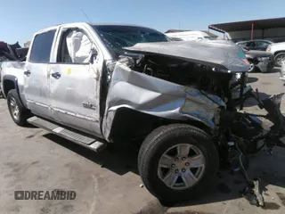 2017 Chevrolet Silverado 1500 LT with VIN 3GCPCREC1HG400203, listed as a IAAI auction lot 37360081 with 48,843 mi miles. Bid and sale history available at carsss.com. Image 1.