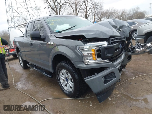 2018 Ford F-150 XL with VIN 1FTEX1EP1JFB25097, listed as a IAAI auction lot 41820009 with 137,138 mi miles and . Bid and sale history available at DreamBid. Image 1.