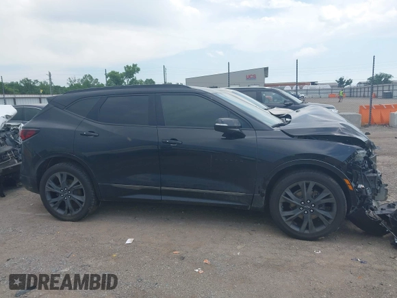 2021 Chevrolet Blazer RS z VIN 3GNKBERS6MS583636, wystawiony jako IAAI lot #42320045 z przebiegiem 75 198 mil mil oraz . Historia ofert i sprzedaży dostępna na DreamBid. Obrazek 13.