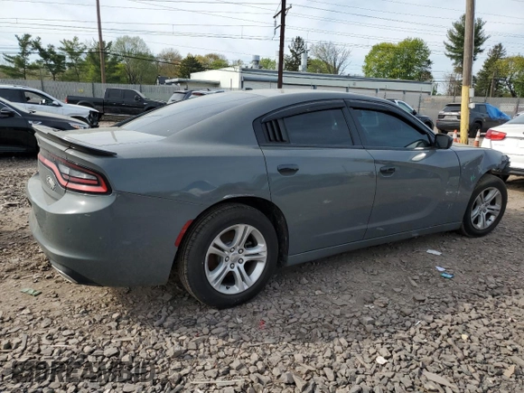 2019 Dodge Charger SXT z VIN 2C3CDXBG7KH643887, wystawiony jako Copart lot #52044525 z przebiegiem 89 862 mil mil oraz Szkoda całkowita • Salvage title. Historia ofert i sprzedaży dostępna na DreamBid. Obrazek 3.