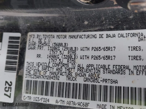 2019 Toyota Tacoma 4WD SR with VIN 3TMCZ5AN7KM284592, listed as a IAAI auction lot 41632856 with 1 mi miles. Bid and sale history available at carsss.com. Image 9.