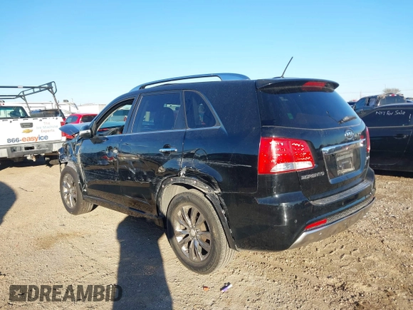 2013 Kia Sorento SX with VIN 5XYKW4A27DG393624, listed as a IAAI auction lot 41404019 with 203,597 mi miles. Bid and sale history available at carsss.com. Image 14.