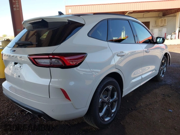 2024 Ford Escape ST-Line with VIN 1FMCU0MN2RUA68650, listed as a IAAI auction lot 41965125 with 13,036 mi miles and . Bid and sale history available at DreamBid. Image 4.
