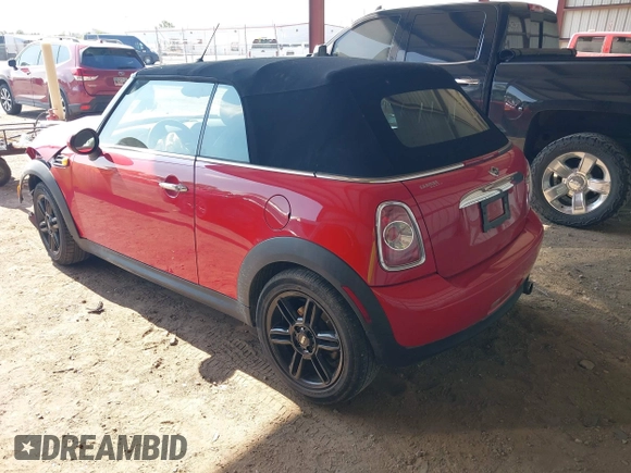 2014 MINI Convertible с VIN WMWZN3C59ET569675, выставлен на аукционе IAAI как лот 42378842 с пробегом 70 352 миль миль и . История ставок и продаж доступна на DreamBid. Изображение 3.