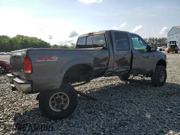 2003 Ford F-250 XL z VIN 1FTNW21F93EA13341, wystawiony jako Copart lot #59484025 z przebiegiem Nie podano mil oraz Szkoda całkowita • Salvage title. Historia ofert i sprzedaży dostępna na DreamBid. Obrazek 3.