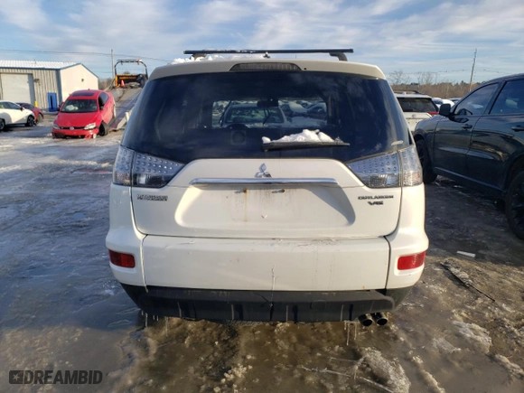 2011 Mitsubishi Outlander GT with VIN JA4JT5AX3BU037523, listed as a Copart auction lot 44633405 with 212,907 mi miles and Clean Title. Bid and sale history available at carsss.com. Image 6.